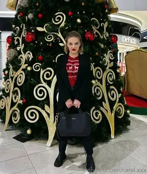 carol.xxx / carollinejane123742 nude photo #0397