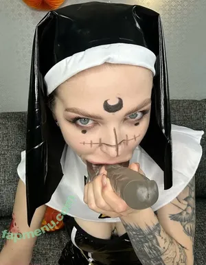 carol.xxx / carollinejane123742 nude photo #0761