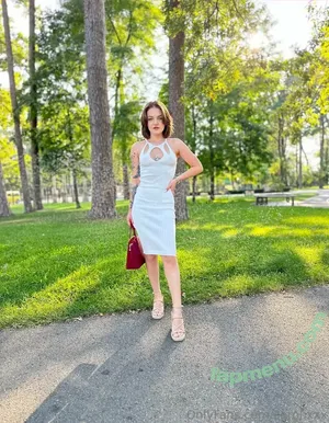 carol.xxx / carollinejane123742 nude photo #0885