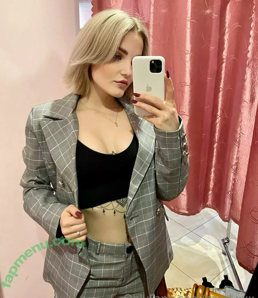 carol.xxx nude photo #0019 (carollinejane123742)