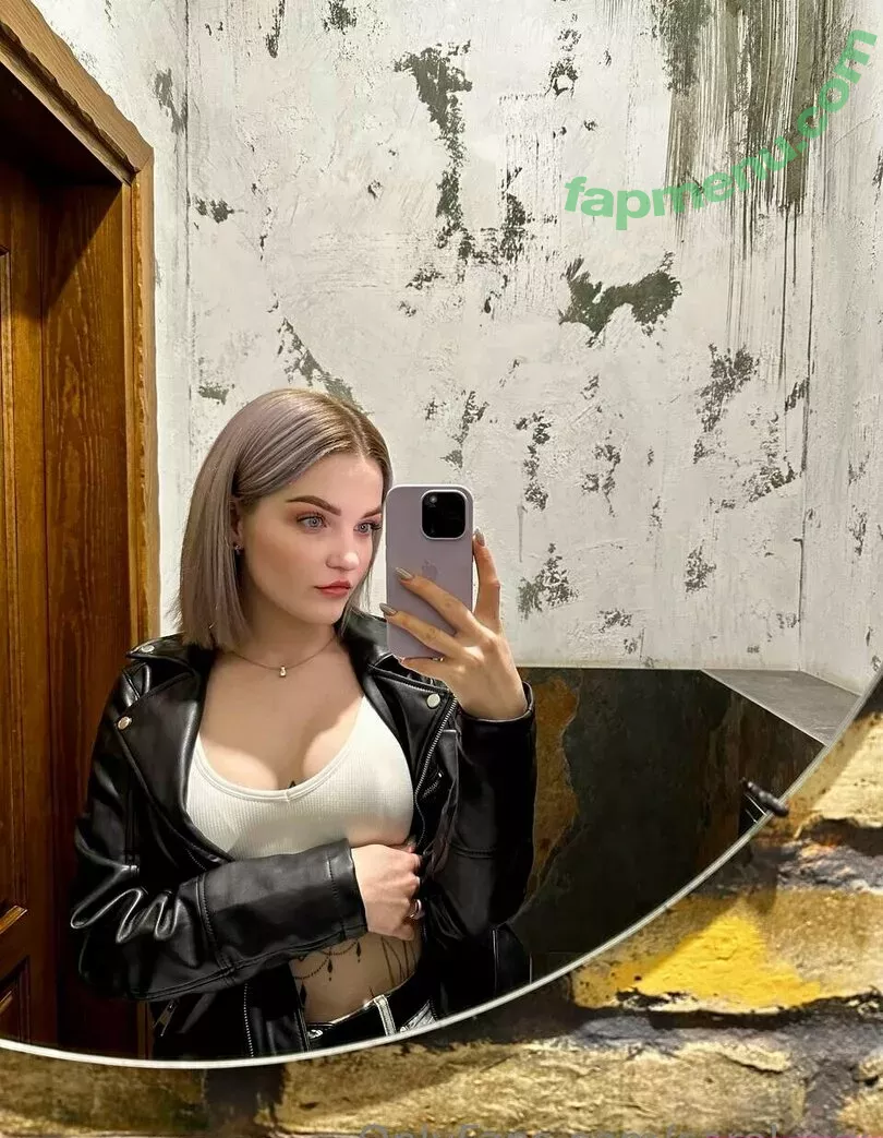 carol.xxx nude photo #0068 (carollinejane123742)