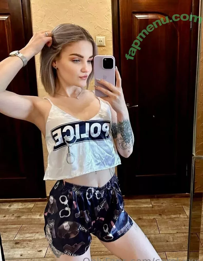 carol.xxx nude photo #0133 (carollinejane123742)