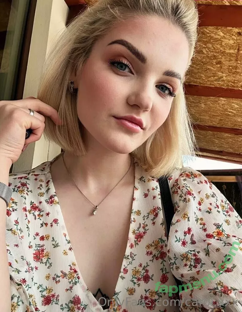 carol.xxx nude photo #0193 (carollinejane123742)