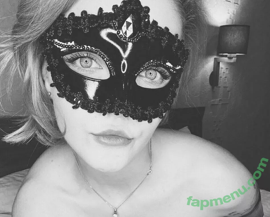 carol.xxx nude photo #0196 (carollinejane123742)