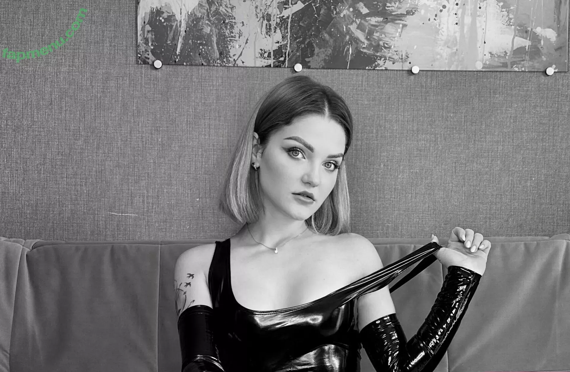 carol.xxx nude photo #0265 (carollinejane123742)