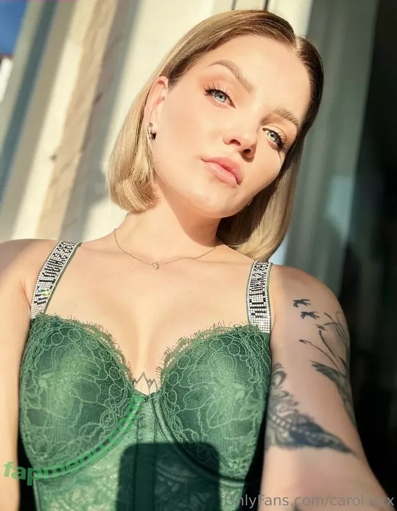 carol.xxx nude photo #0367 (carollinejane123742)