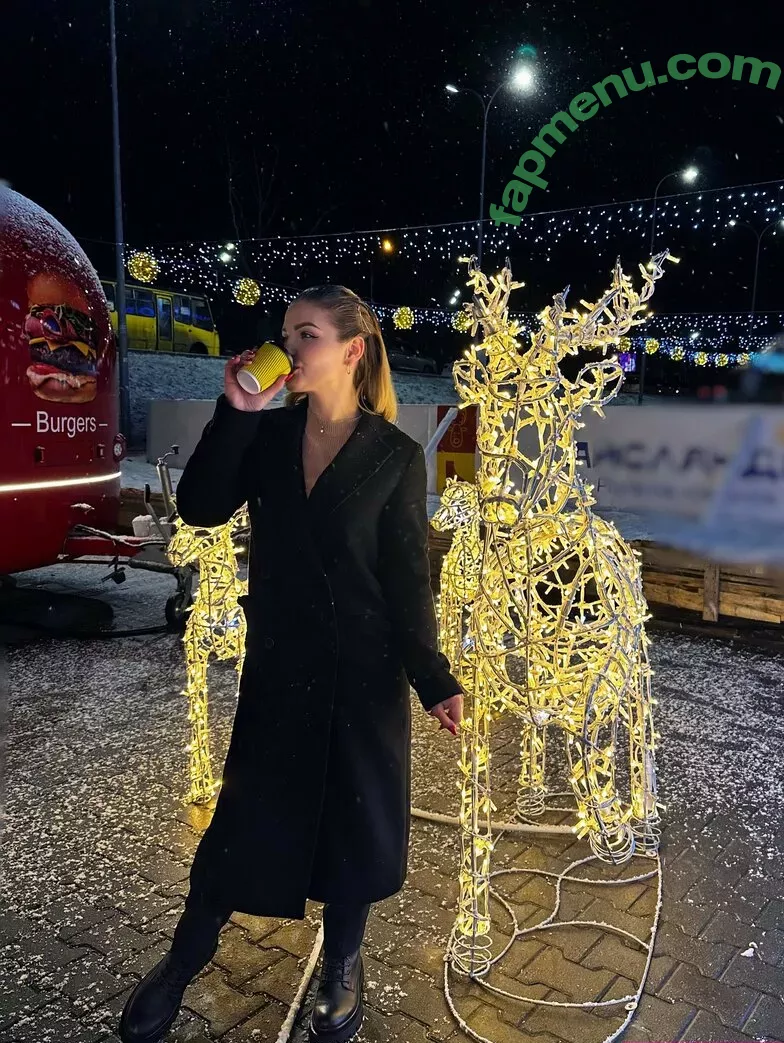 carol.xxx nude photo #0423 (carollinejane123742)