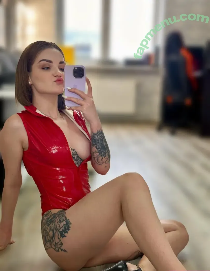 carol.xxx nude photo #0619 (carollinejane123742)