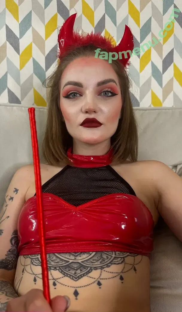 carol.xxx nude photo #0809 (carollinejane123742)