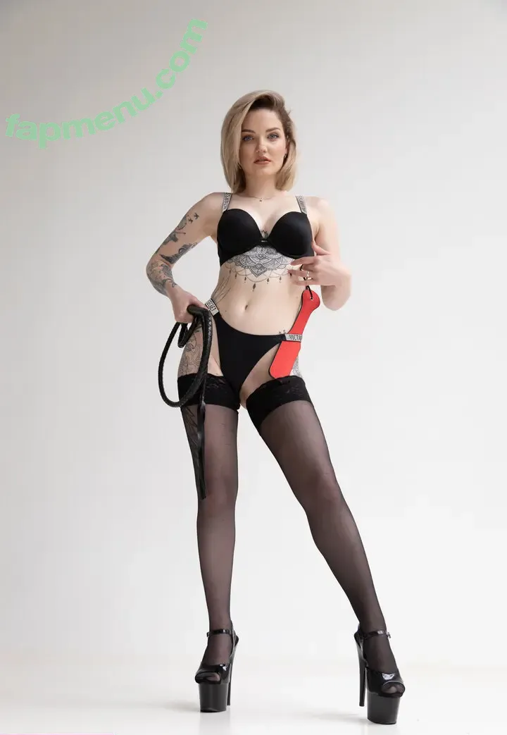 carol.xxx nude photo #0945 (carollinejane123742)