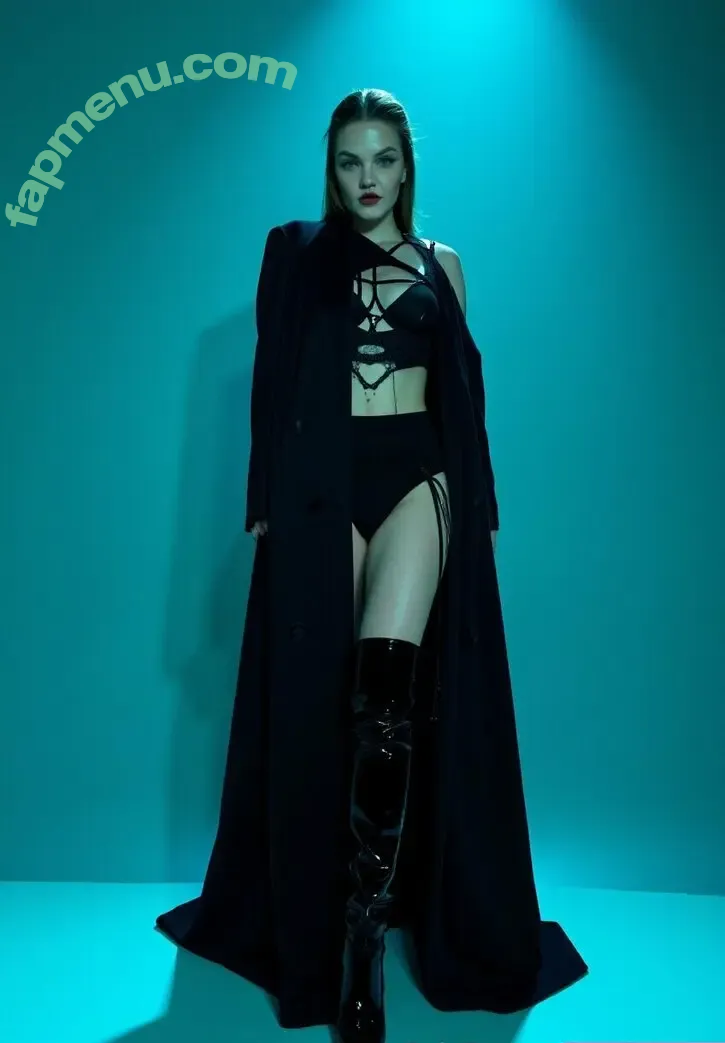 carol.xxx nude photo #0954 (carollinejane123742)