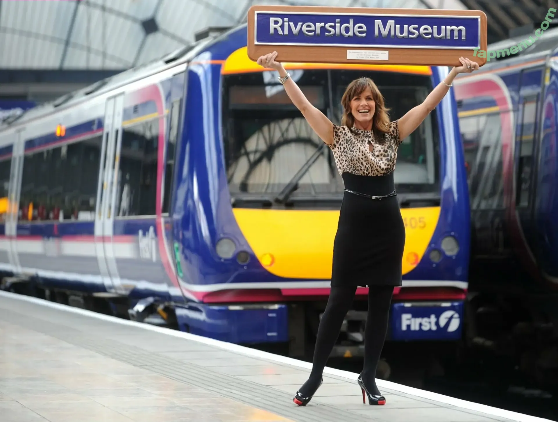 Carole Smillie nude photo #0124 (Carol Smiley / carolsmillieofficial)