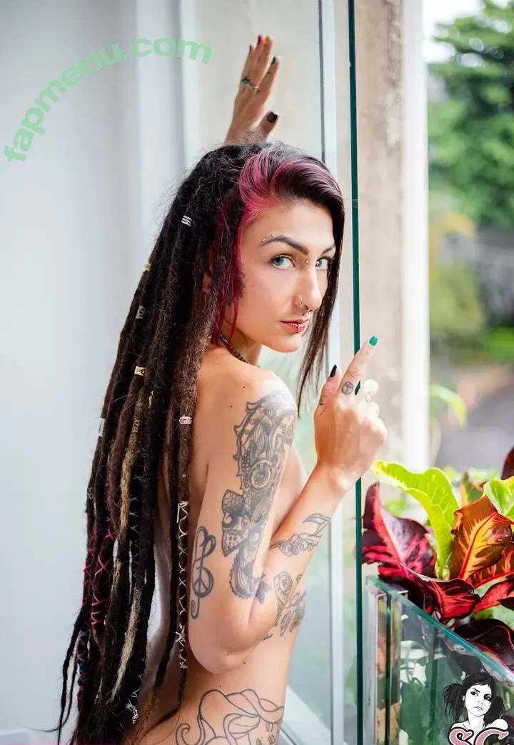 Caroleta Roots nude photo #0044 (caroleta.roots / caroletaroots)