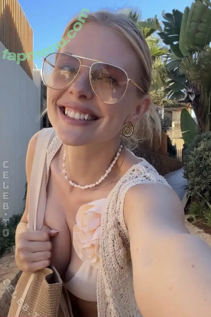 Carolin Lauffenburger nude photo #0012 (carolinlauffenburger)