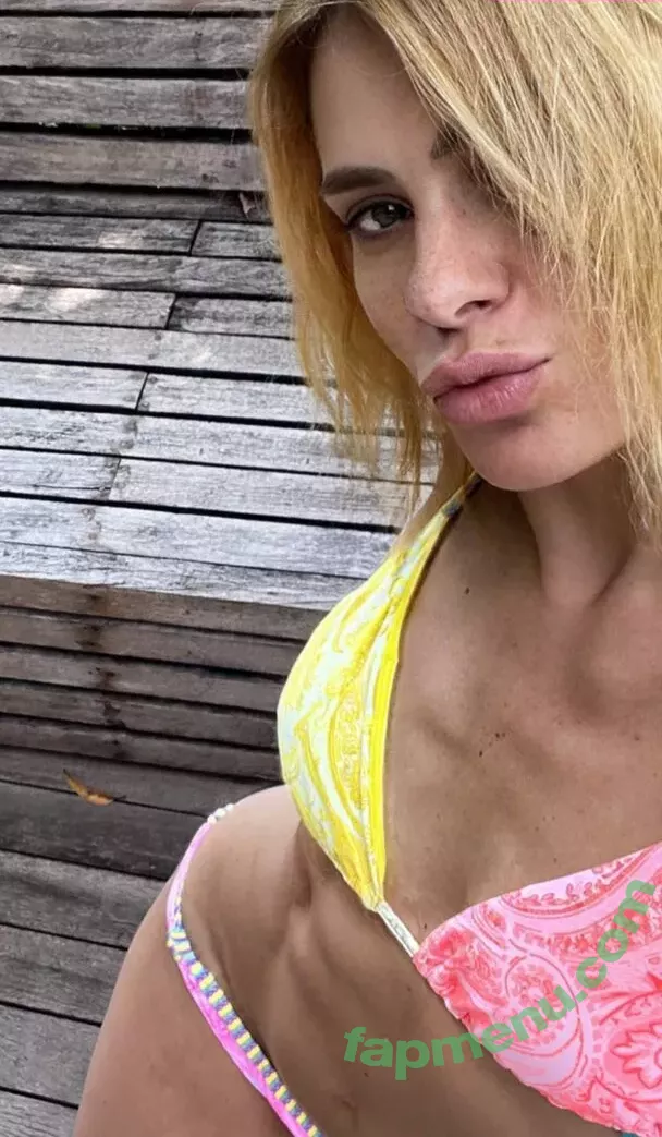 Carolina Dieckmann nude photo #0032 (loracarola)