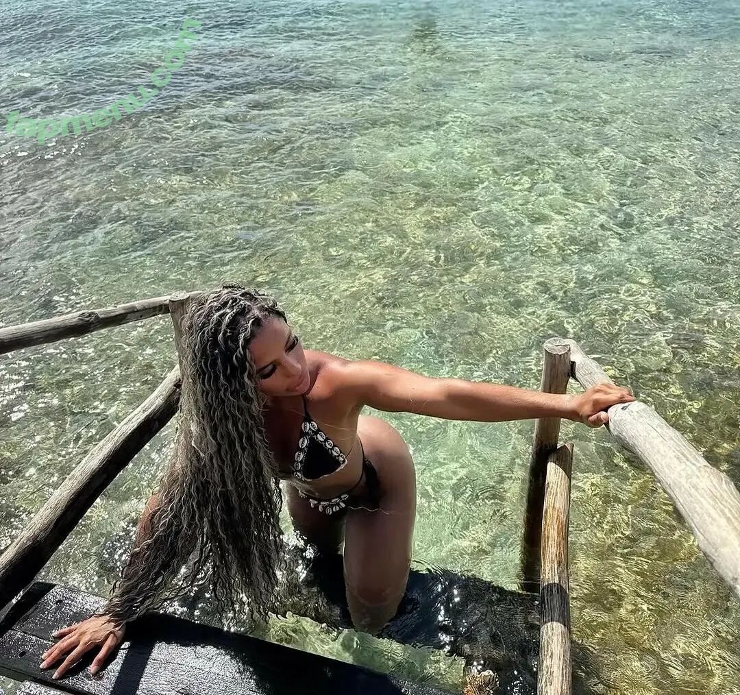 Carolina Herrera nude photo #0144 (caro.herrera / carolinaherrera1815)