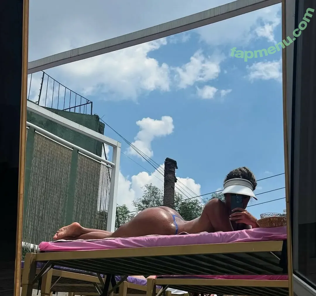 Carolina Herrera nude photo #0157 (caro.herrera / carolinaherrera1815)