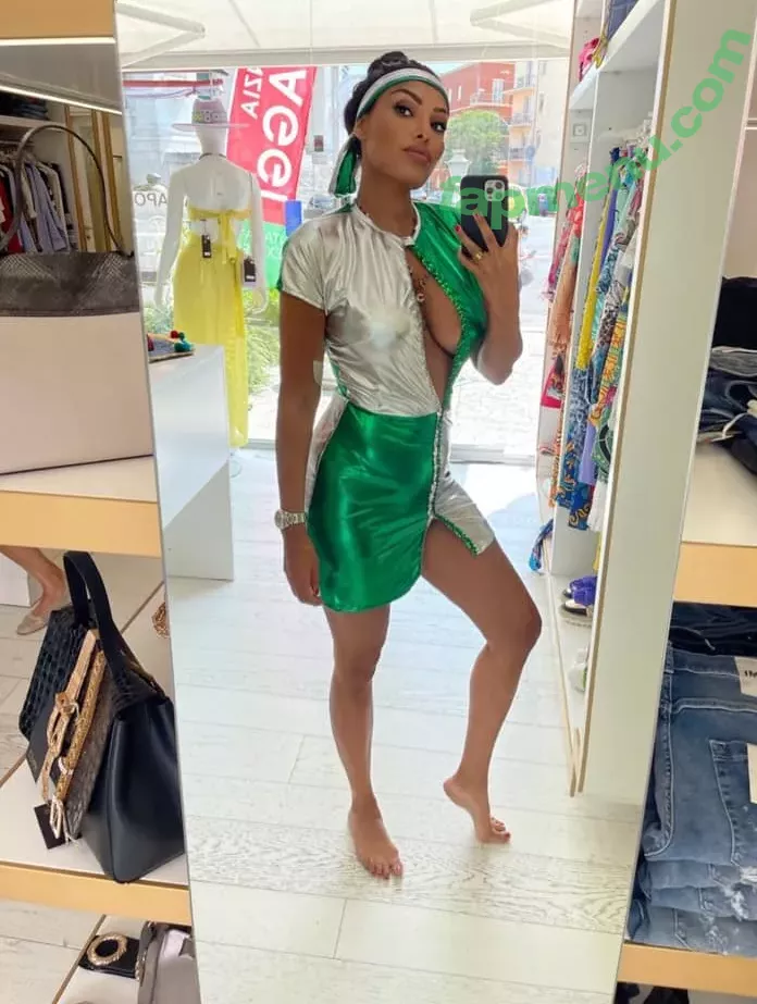 Carolina Marconi nude photo #0005 (marconicarolina)