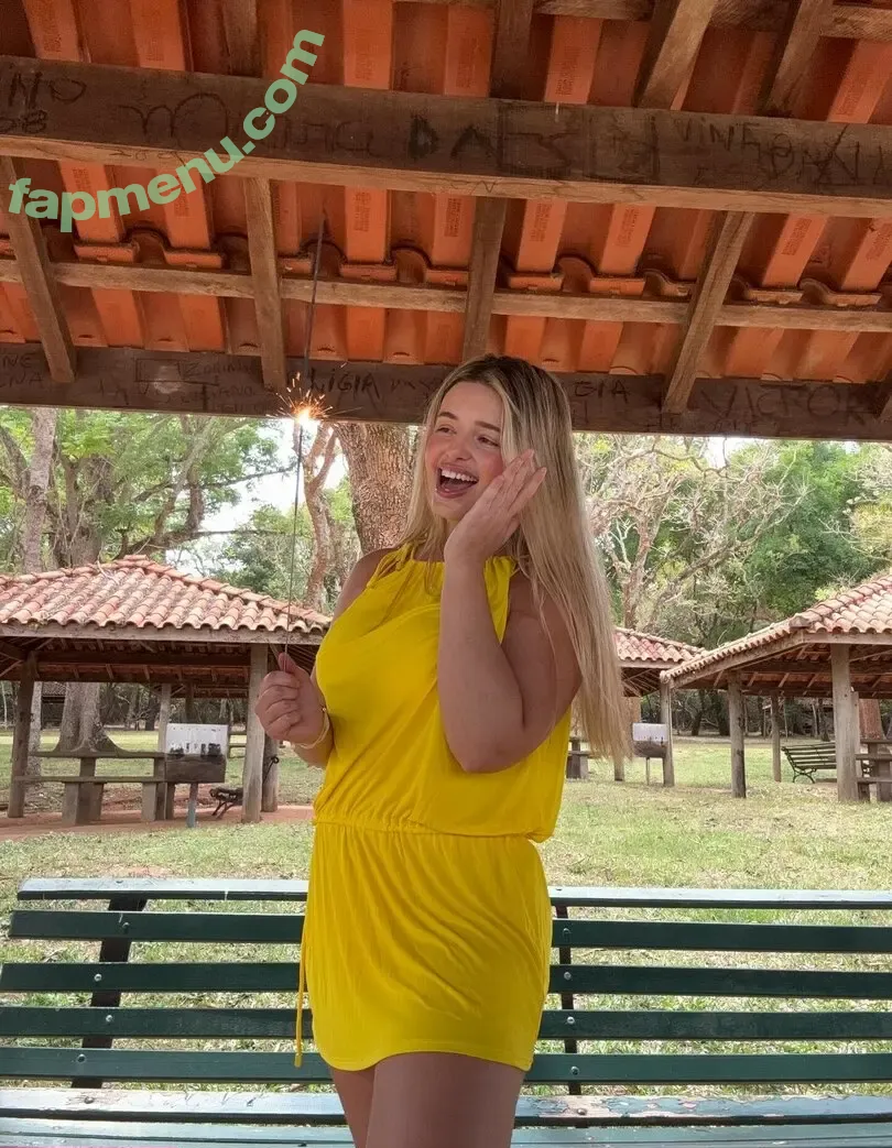 Carolina Scaccia nude photo #0024 (carolscacciam)