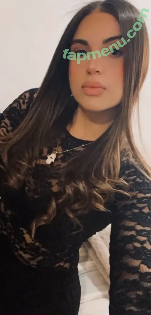 Carolina nude photo #0176 (carolinaromoof / m1sscandy / xocaro__)