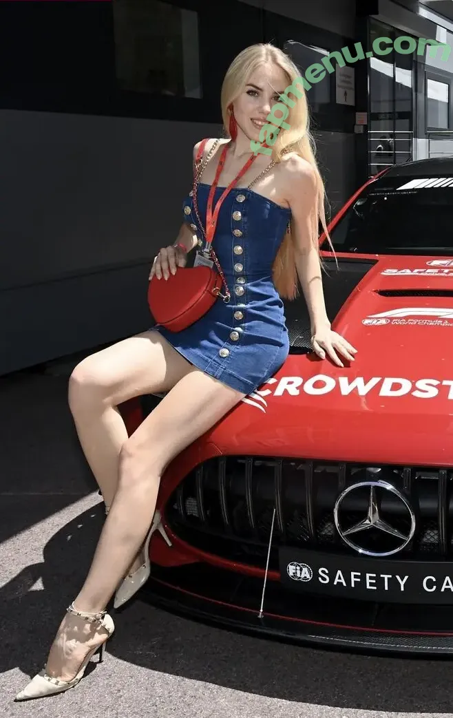 CarolinaBourbon nude photo #0001 (Princess Maria / carolinadebourbon)