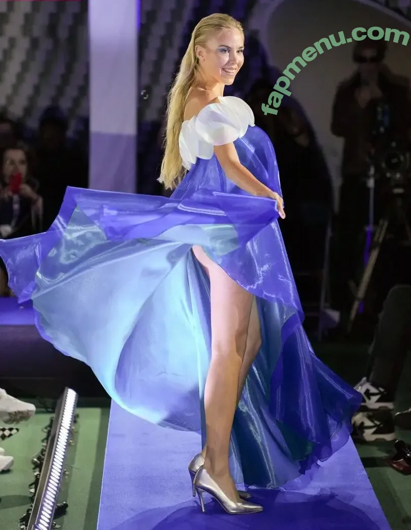 CarolinaBourbon nude photo #0054 (Princess Maria / carolinadebourbon)