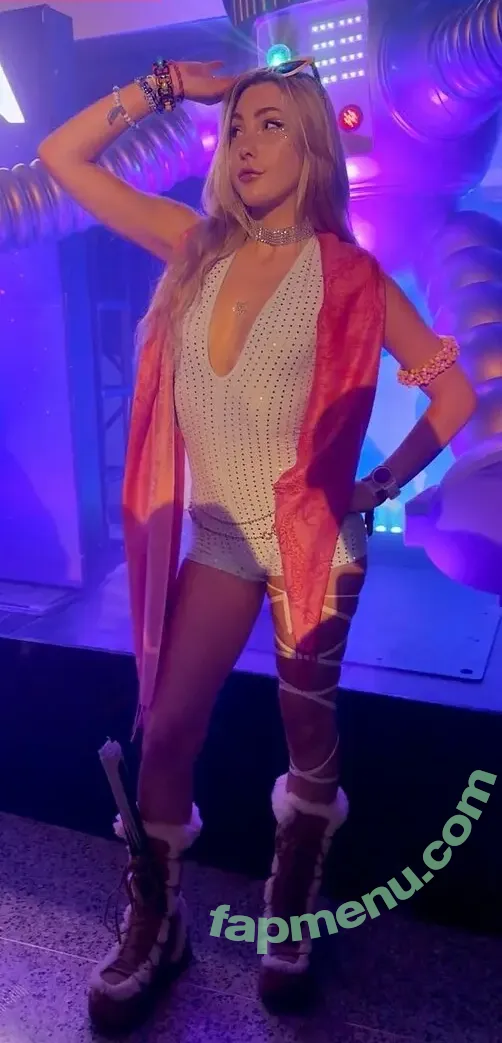 Caroline Ambrose nude photo #0067 (caroline_the_archer)