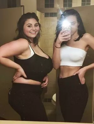 Caroline Casbon / carolinecasbon nude photo #0005