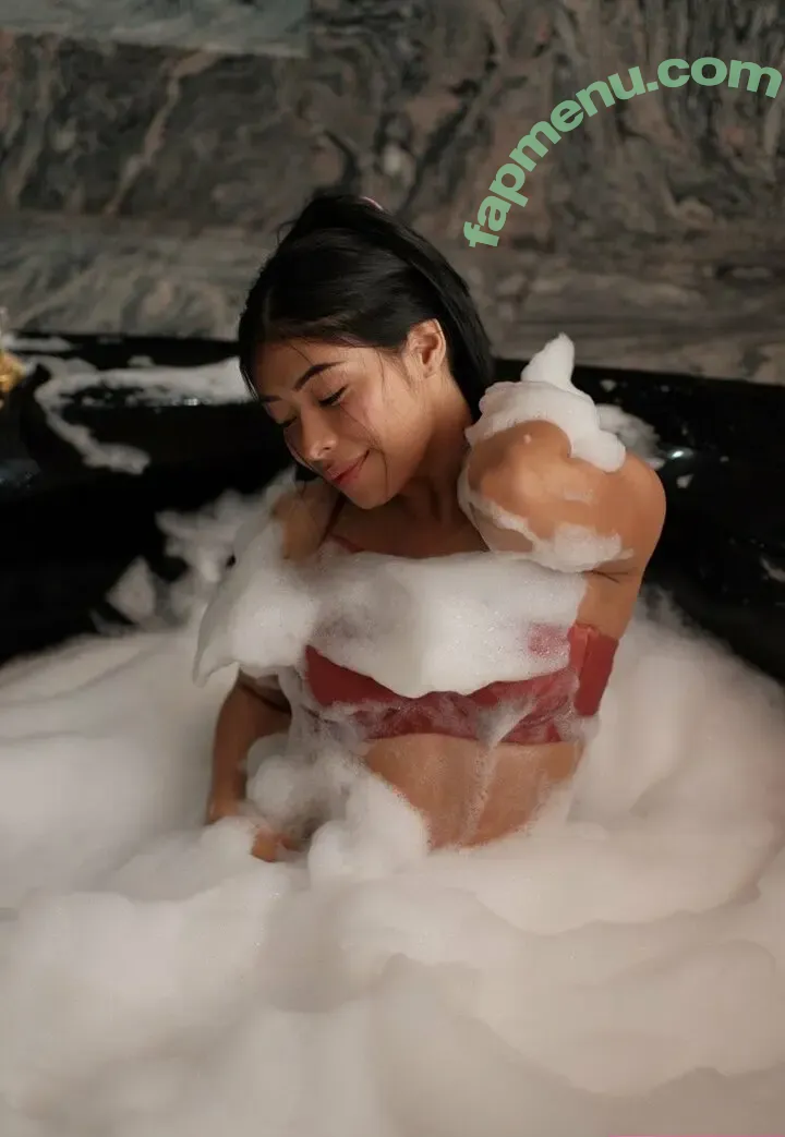 Caroline Escobar nude photo #0007 (Caroline Escobar)