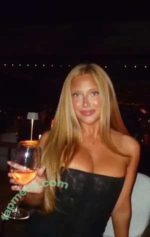 Caroline Malloy / carolinemalloy nude photo #0030