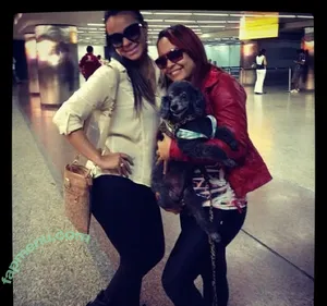 Caroline Miranda / CarolineMReal / arainhadobumbum / ela.miranda / iris_livias2 / salgadofitabc nude photo #0075