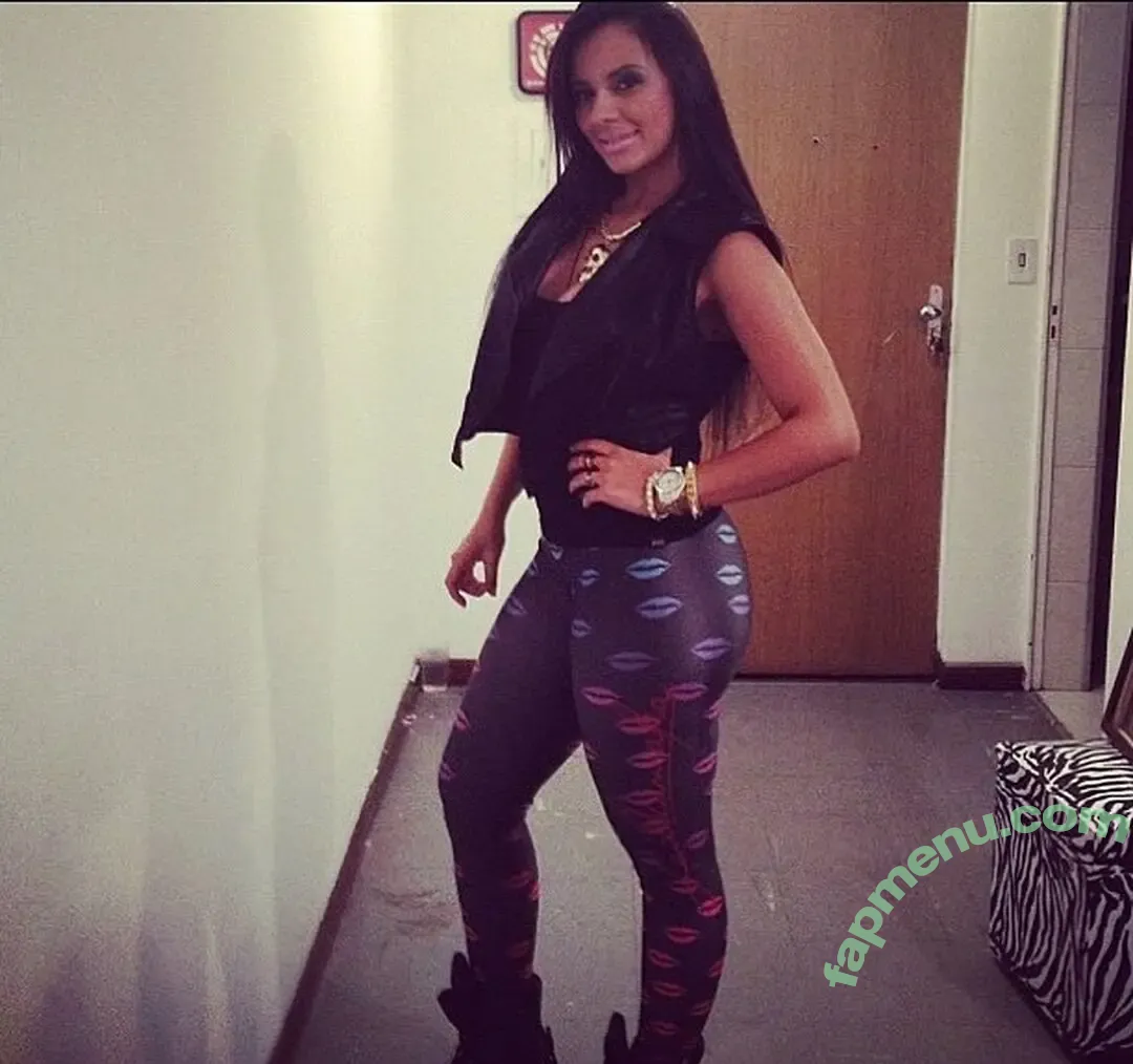 Caroline Miranda nude photo #0076 (CarolineMReal / arainhadobumbum / ela.miranda / iris_livias2 / salgadofitabc)