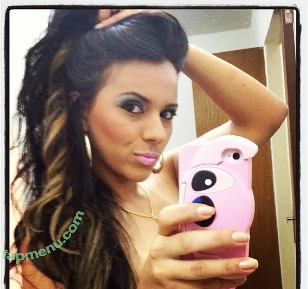 Caroline Miranda nude photo #0078 (CarolineMReal / arainhadobumbum / ela.miranda / iris_livias2 / salgadofitabc)