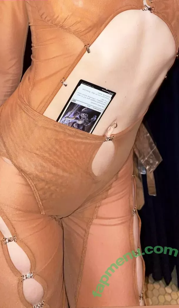 Caroline Polachek nude photo #0017 (carolineplz / fenisfun)