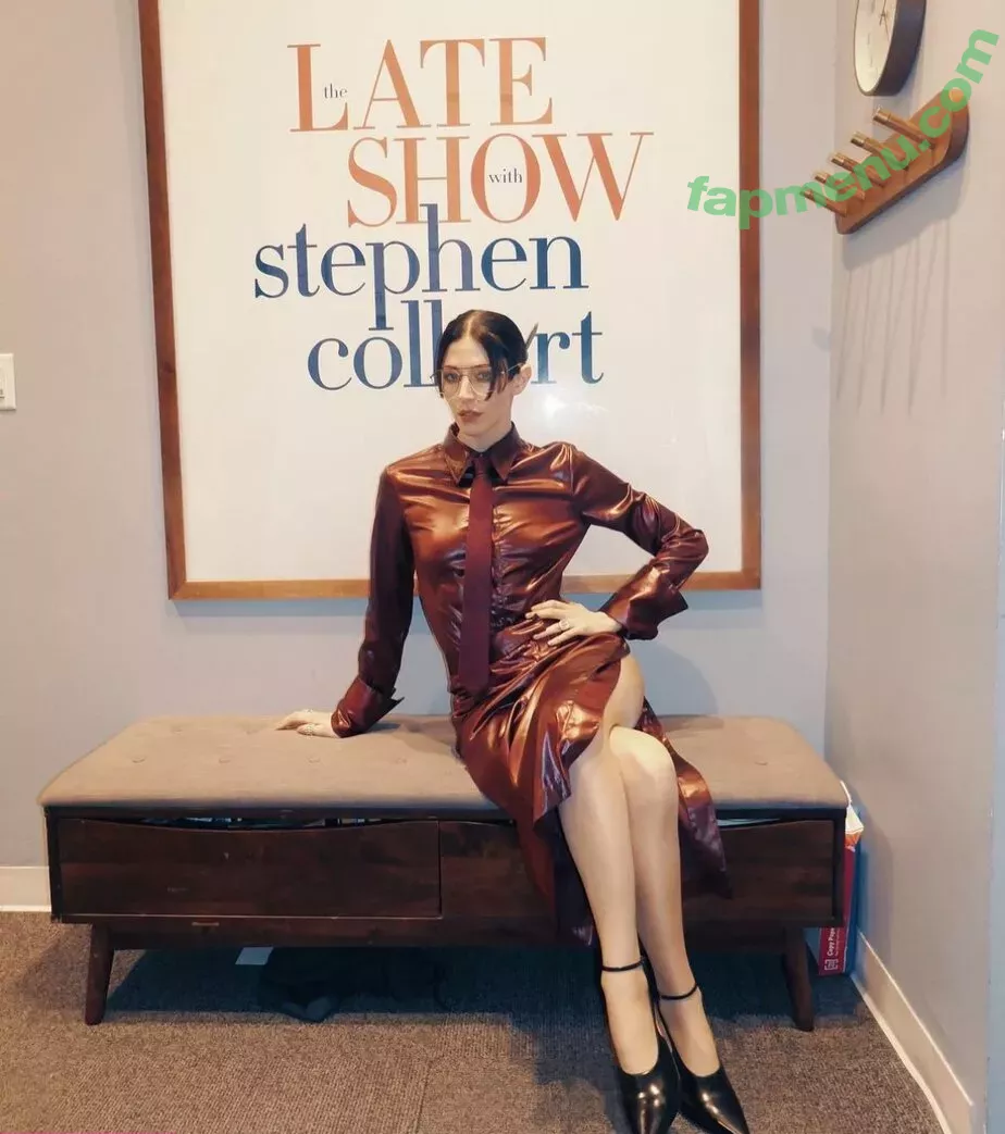 Caroline Polachek nude photo #0087 (carolineplz / fenisfun)