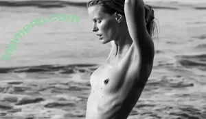 Caroline Winberg / carolinewinberg nude photo #0030