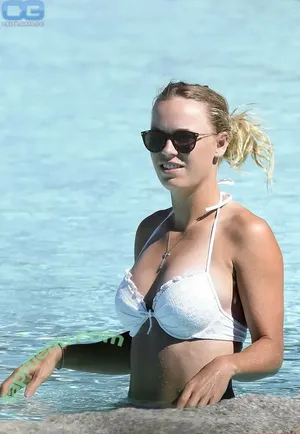 Caroline Wozniacki / CaroWozniacki nude photo #0347