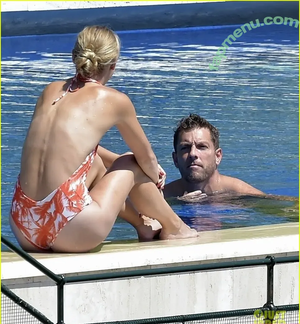 Caroline Wozniacki nude photo #0329 (CaroWozniacki)