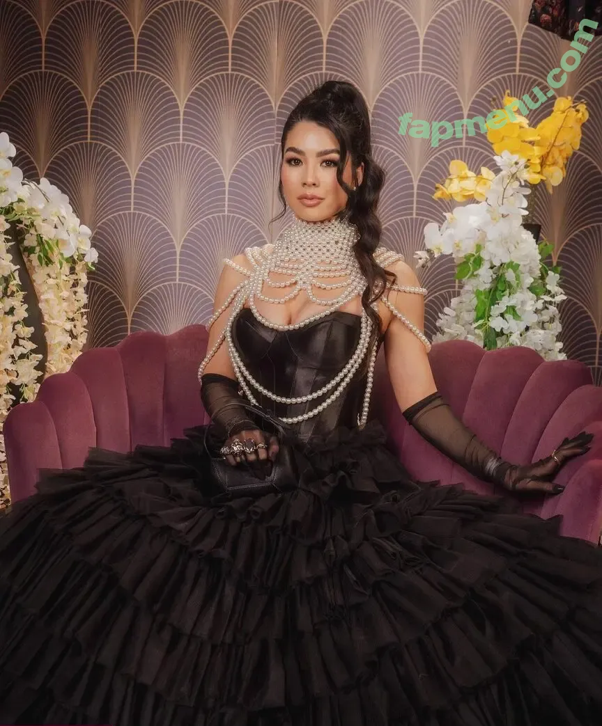 CarolineKwan nude photo #0212 (carolinekwann)