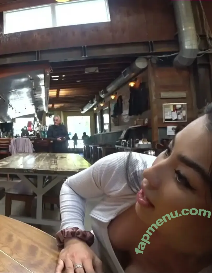 CarolineKwan nude photo #0246 (carolinekwann)