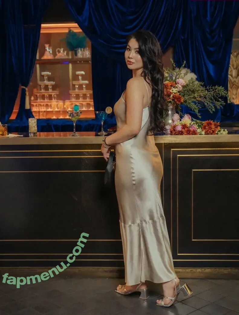 CarolineKwan nude photo #0688 (carolinekwann)