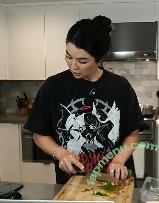 CarolineKwan nude photo #0692 (carolinekwann)