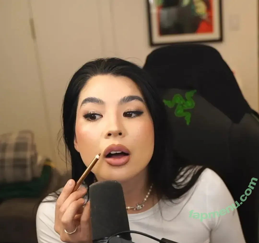 CarolineKwan nude photo #0695 (carolinekwann)