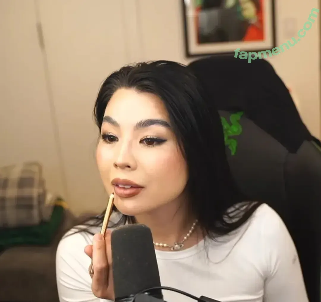 CarolineKwan nude photo #0696 (carolinekwann)