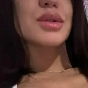 carolinemuniz / caroline_munizz nude photo #0027