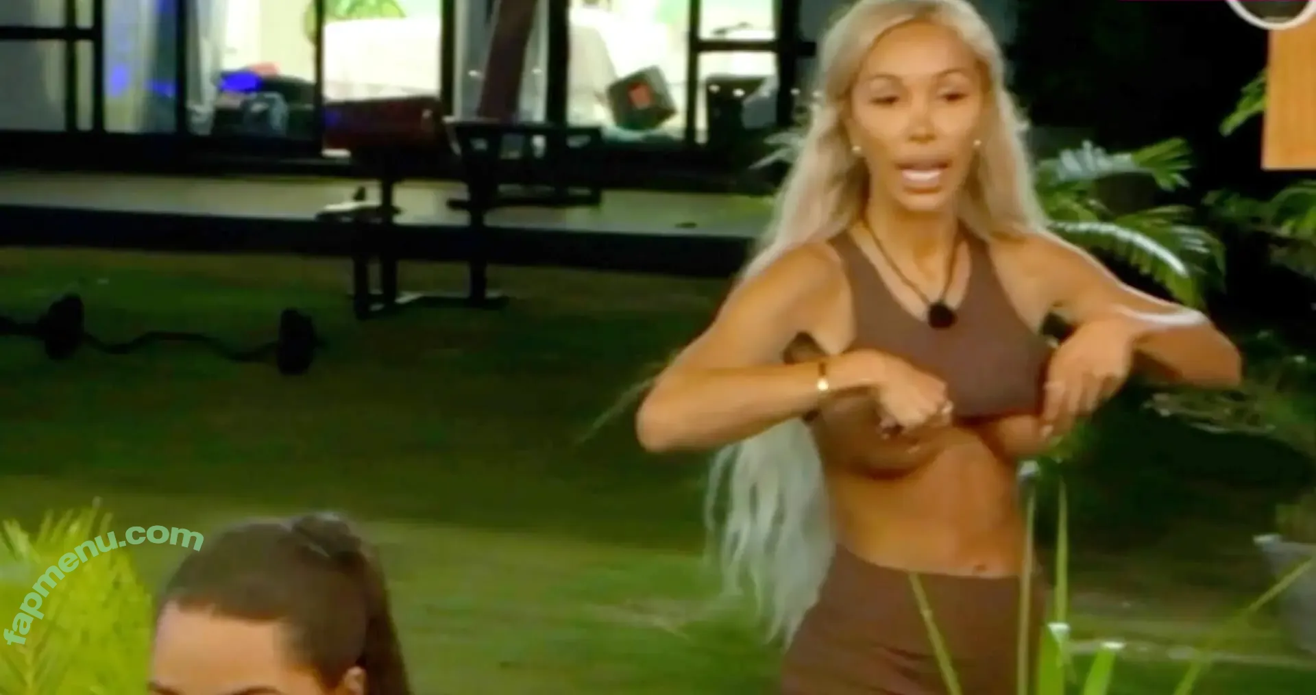 Carolinenitter nude photo #0051 (notsoordinarycc)