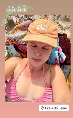 Carolinie Figueiredo / amykarolina / carolinie_figueiredo nude photo #0032