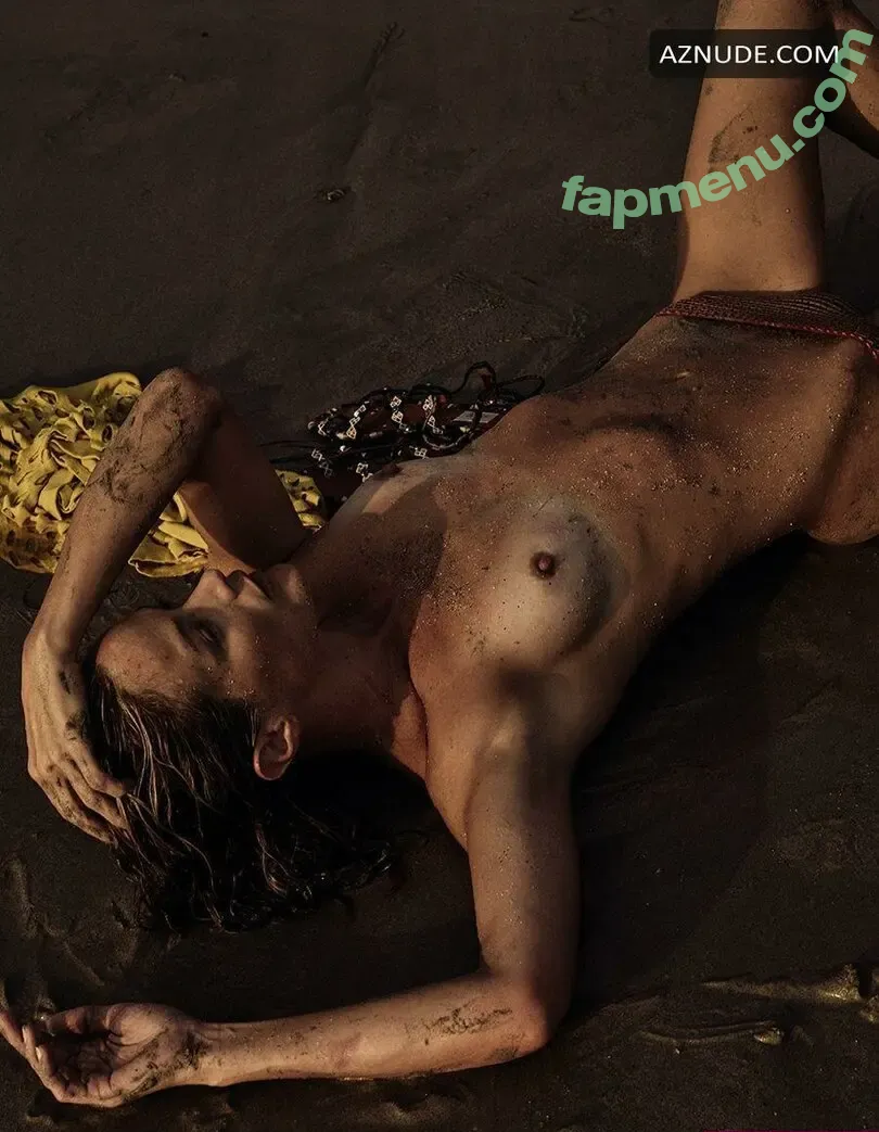 Carolyn Murphy nude photo #0060 (carolynmurphy)