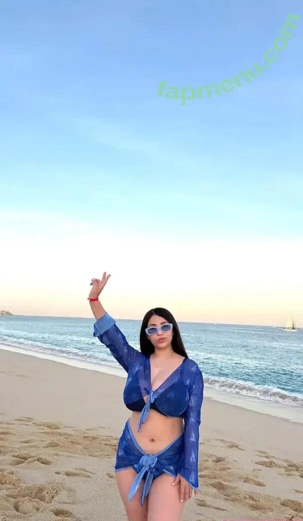 Carool Gonzalez nude photo #0001 (caroolmgzz)