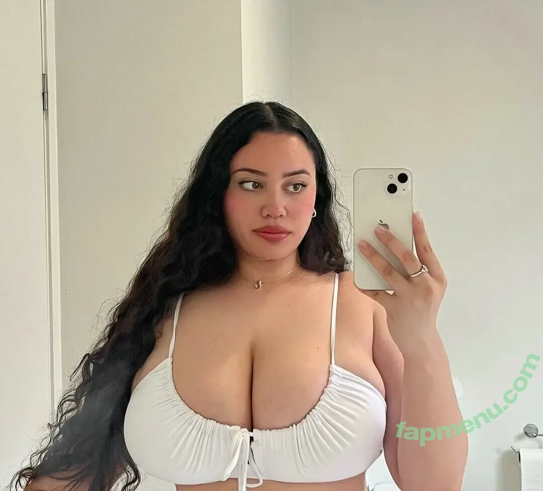 carragh.m nude photo #0007 (carraghhhhh / poutygirltv)